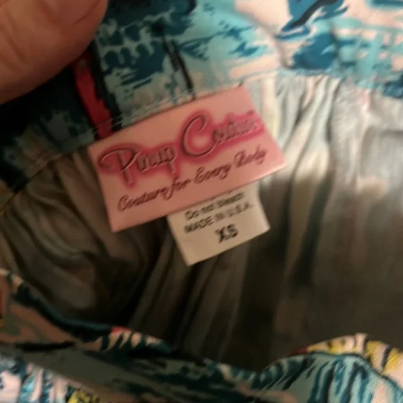 Jenny skirt in Paris - Picture 2 of 2